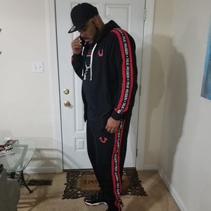 Meet your Posher, Jay